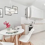 Exclusive Gwiazdzista With Free Garage By Renters Wroclaw