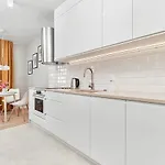 Exclusive Gwiazdzista With Free Garage By Renters *