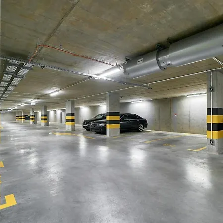 Elegant Gwiazdzista With Free Garage By Renters Apartment *