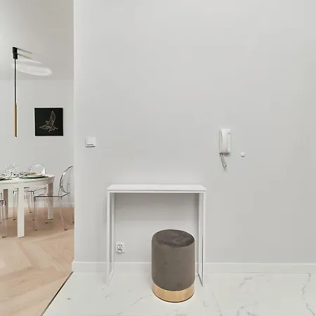 Exclusive Gwiazdzista By Renters Wrocław